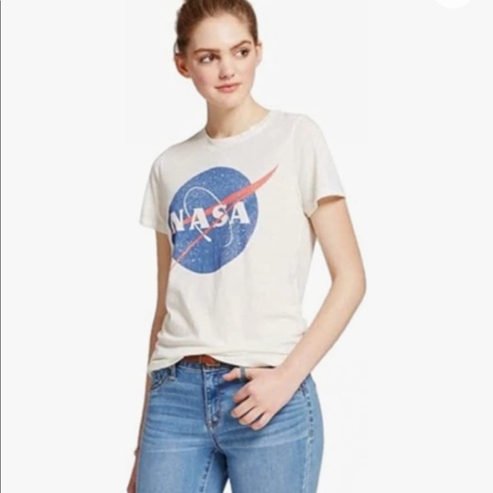 Zoe + Liv Womens Short Sleeve Lightweight Sheer Burnout NASA Tee White Small